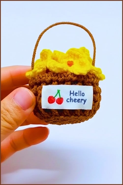 crochet flower basket - featured image