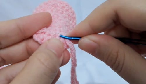 crochet mini cake amigurumi crochet project crochet project detail 3