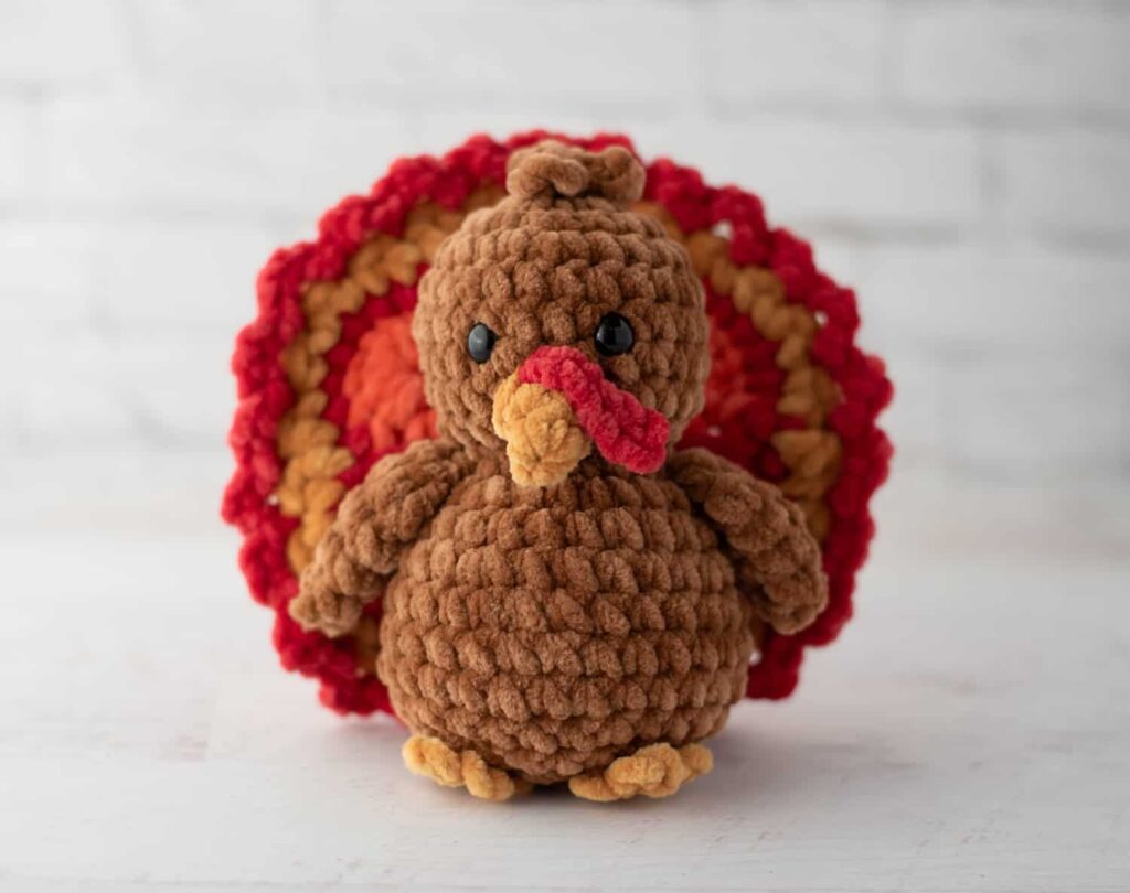 crochet turkey pattern - featured image