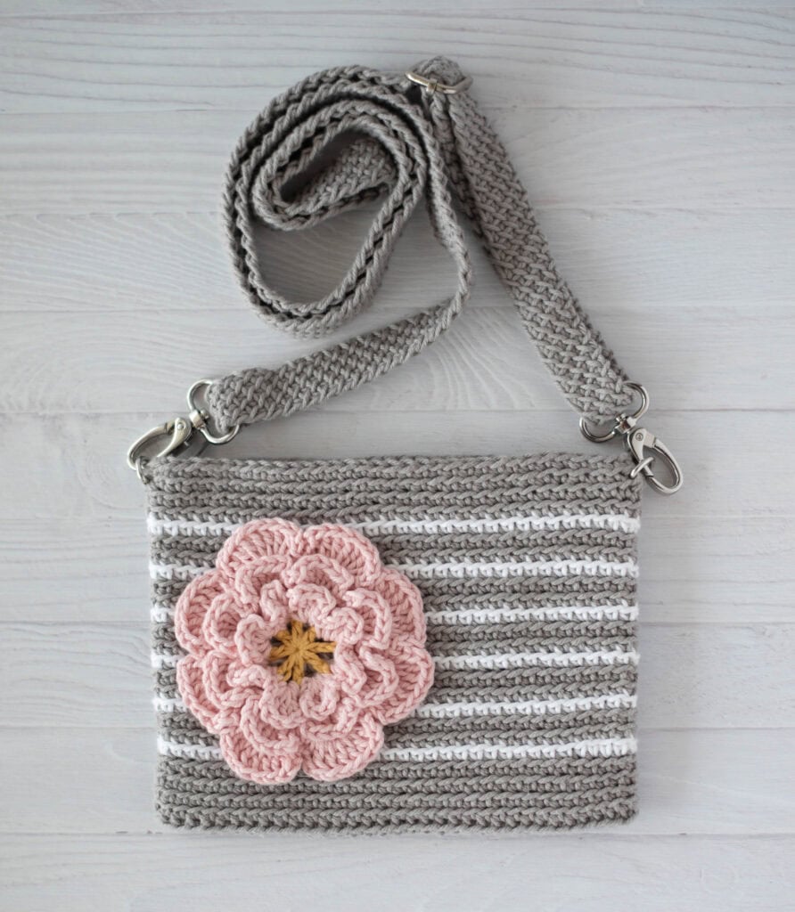 fall in bloom crochet bag crochet project crochet project detail 8