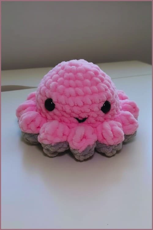 reversible octopus amigurumi - featured image