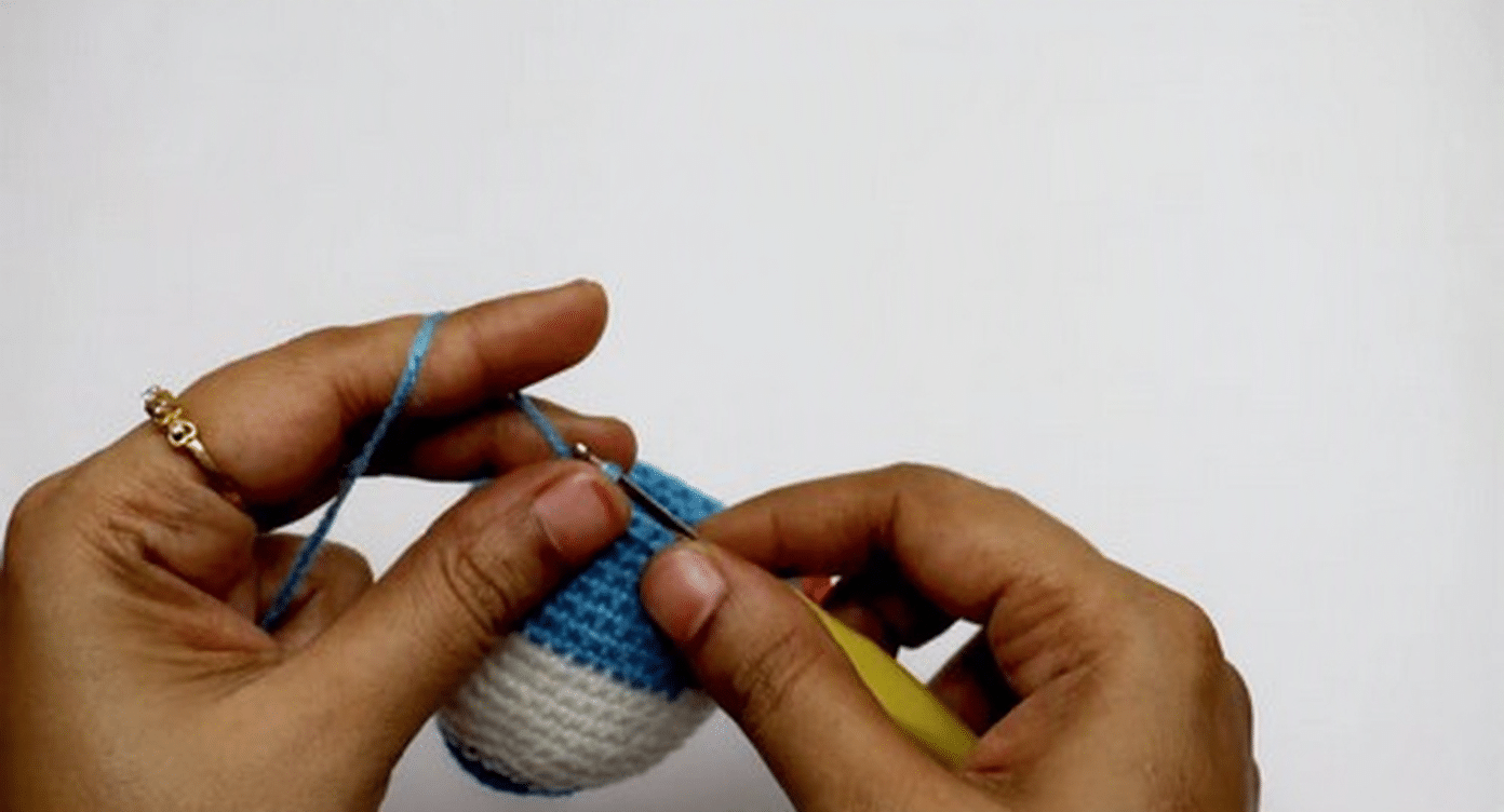 crochet airplane amigurumi crochet project crochet project detail 3