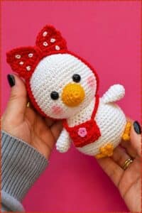 crochet chick amigurumi - featured image