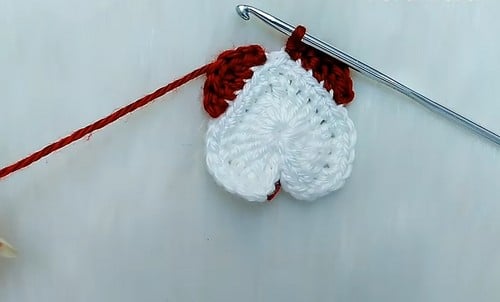 crochet christmas gnome pattern crochet project crochet project detail 4