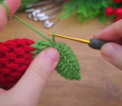 crochet strawberry keychain crochet project crochet project detail 3